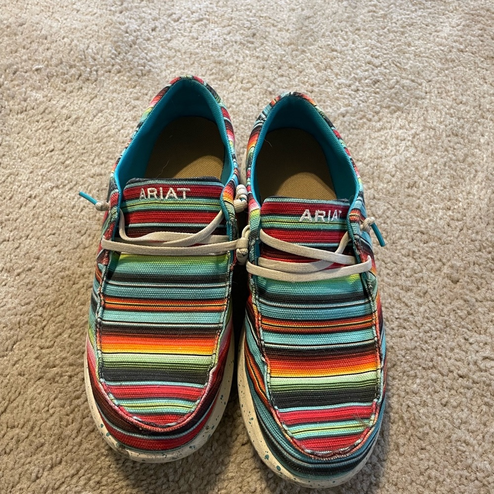 Ariat Women’s Hi-Low Shoes